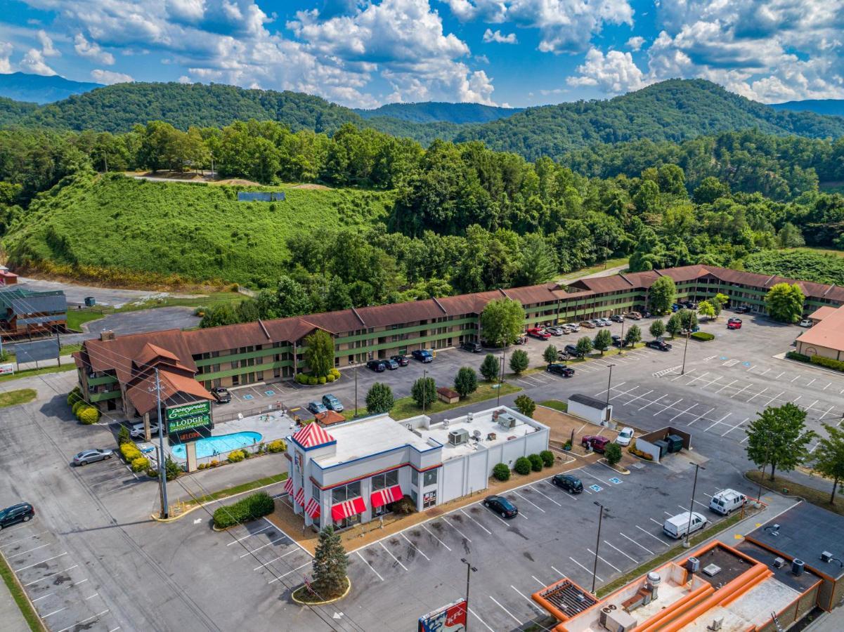 Days Inn By Wyndham Pigeon Forge South Bagian luar foto